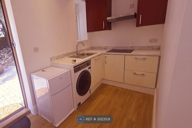 Madeira Avenue, Bromley photo 2