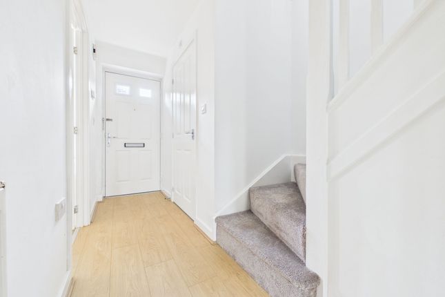 21 Owston Road, Nottingham photo 2
