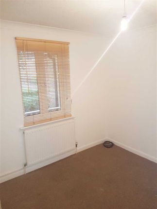 2, Summer Court, Tankerton photo 4