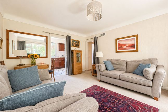 9 Arrowe Court Childwall Green, Wirral photo 3
