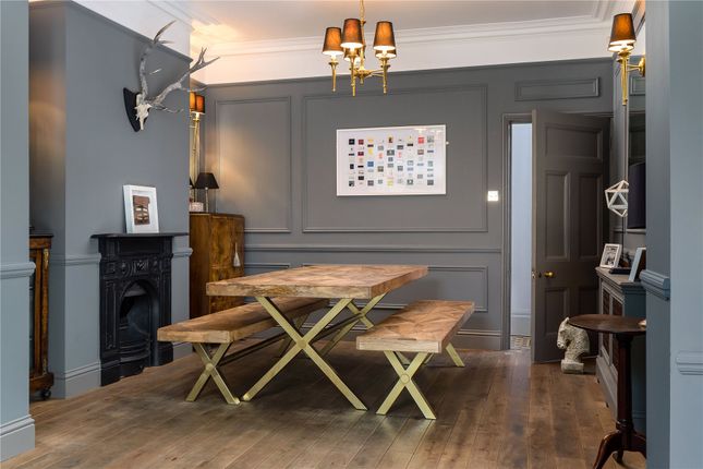 10, Sutherland Grove, London photo 4