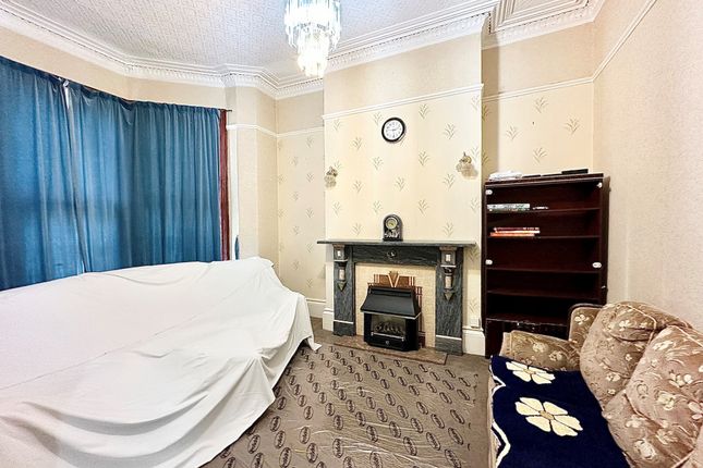 7, Cliff Street, Preston photo 2