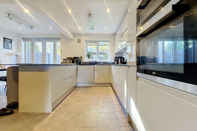 Elsham Close, Leicester photo 4