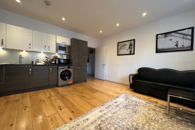 Flat 15, Union House, Hayes photo 2