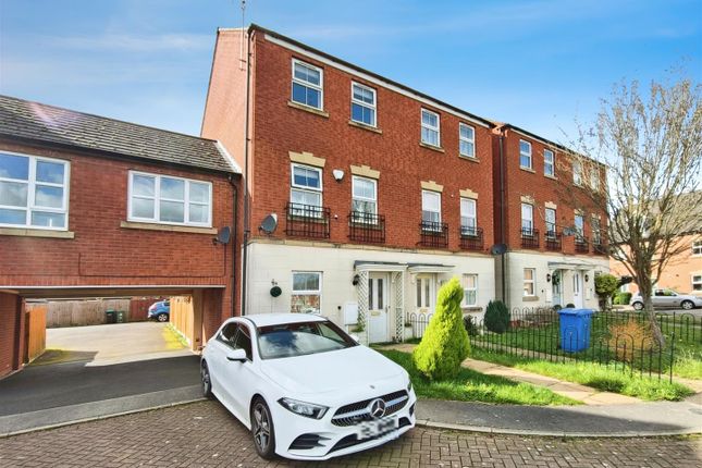 Town house for sale in Avocet Place, Warsop Vale, Mansfield