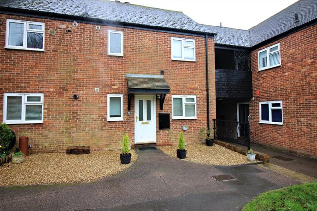 Thumbnail Maisonette to rent in Rowley Mead, Thornwood, Epping