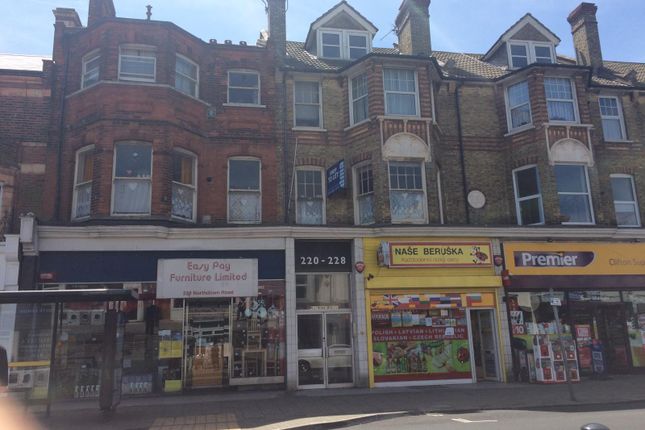 Flat to rent in Northdown Road, Margate, Kent