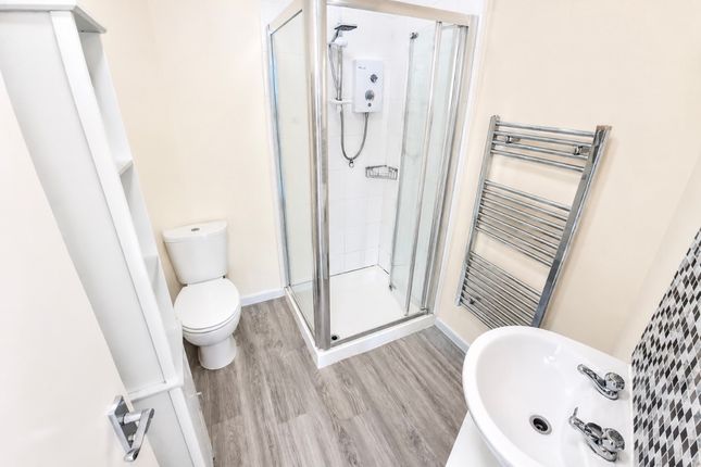 D, 11, Red Bank Road, Blackpool photo 2