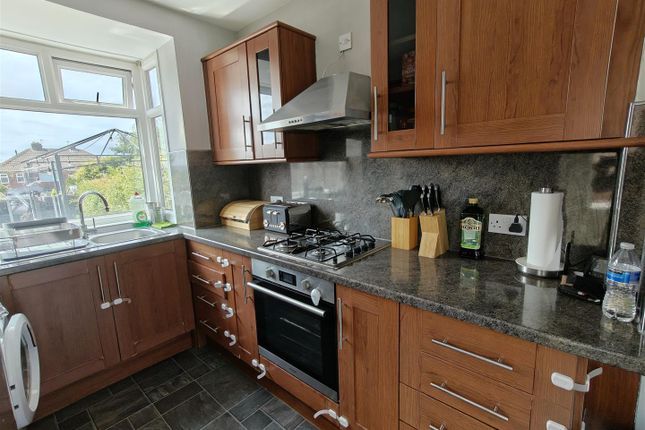 5, Elmhirst Drive, Rotherham photo 4