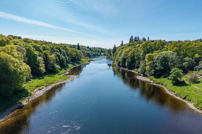 Studio house on River Tay Salmon Fishings,, Cargill, Perthshire, £695,000