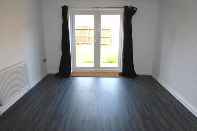 79b, Harecroft Road, Wisbech photo 4