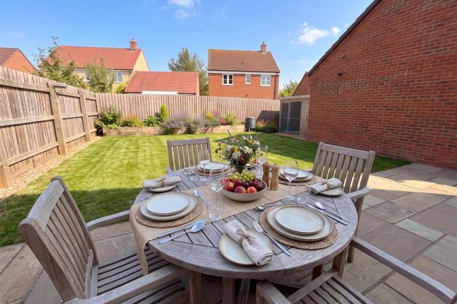 28, Top Farm Avenue, Lincoln photo 4