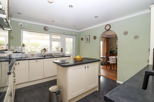 Property for sale in Kewhurst Avenue, Bexhill-On-Sea