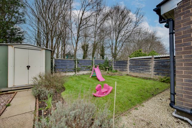 7 Beech Avenue, Stoke-On-Trent photo 4