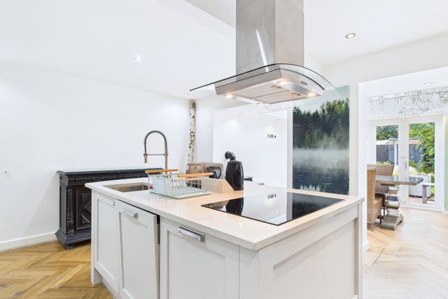 3, Cox Drive, Nottingham photo 3