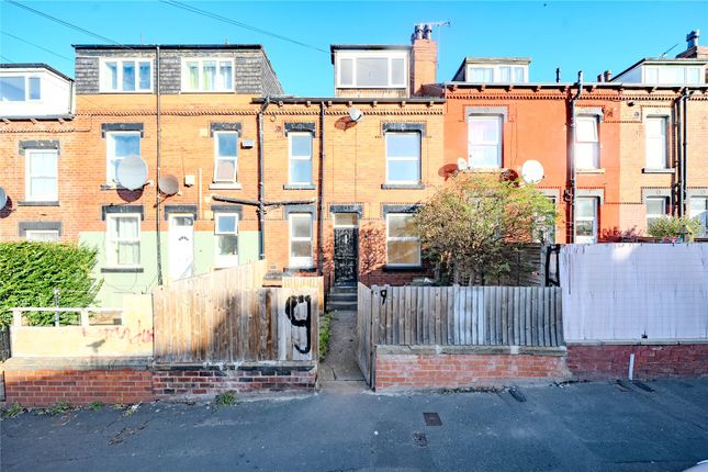 2-bed terraced on Ashton Place, Leeds, £115,000