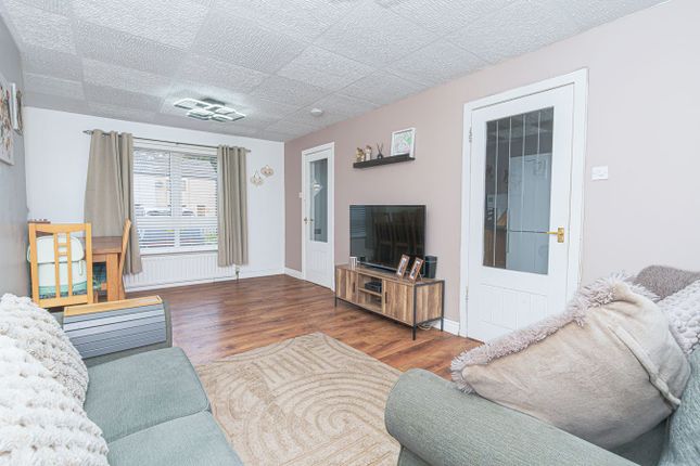 Woodside Terrace, Lochgelly photo 3