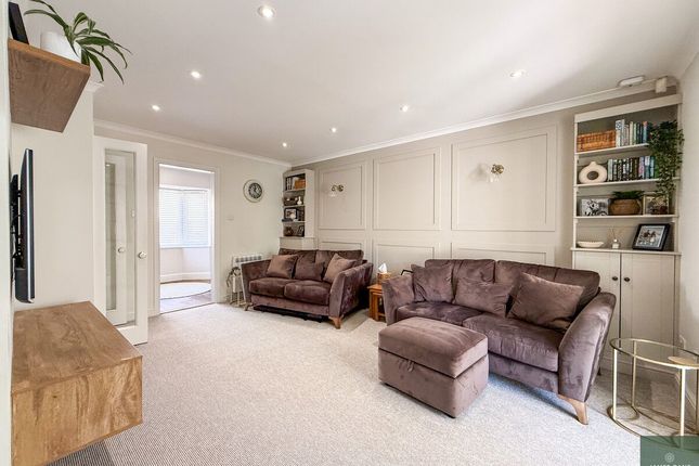 8 The Courtyard, David Penhaligon Way, Truro photo 4