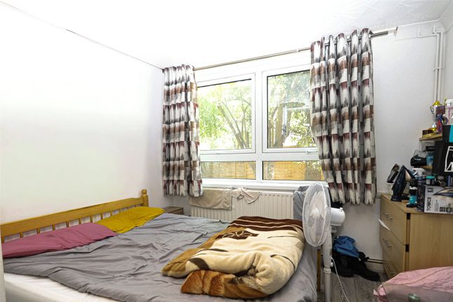 23, Nairn Street, Poplar photo 4