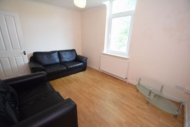 Apt 5 18 Osborne Road, Levenshulme, Manchester photo 3