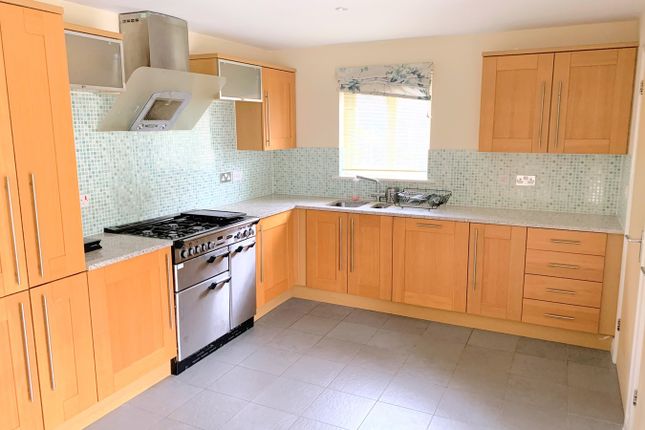 Detached house to rent in Woodlands, Bexhill-On-Sea