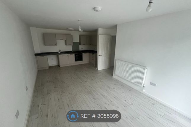 Flat, Archers Corner Mark Rake, Wirral photo 2