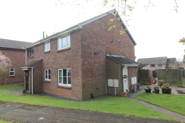 Thumbnail Property for sale in Spinney Close, Glen Parva, Leicester
