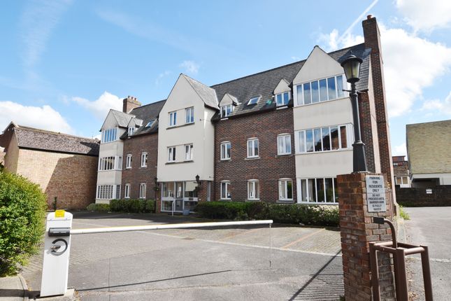Thumbnail Flat to rent in St. Lawrence Court, Braintree