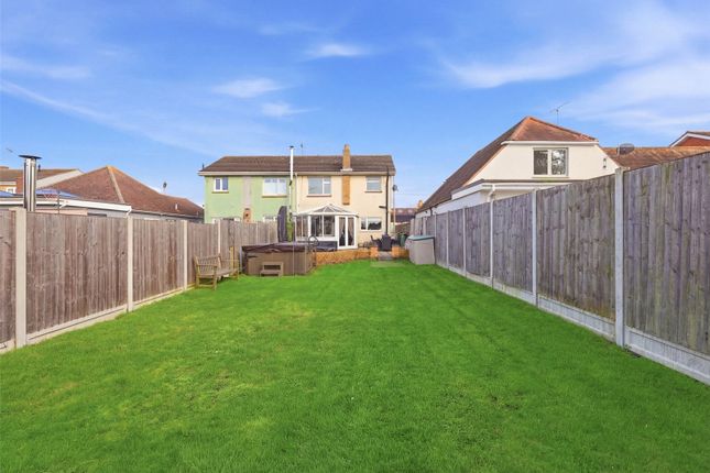 31, Kimberley Road, Little Wakering photo 2