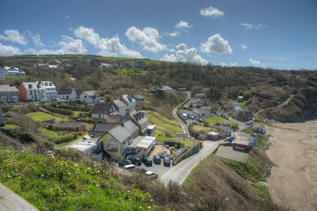 Mobile/park home for sale in Gwalia Falls Retreat, Gwalia Falls Retreat, Tresaith Beach, Cardigan, Ceredigion