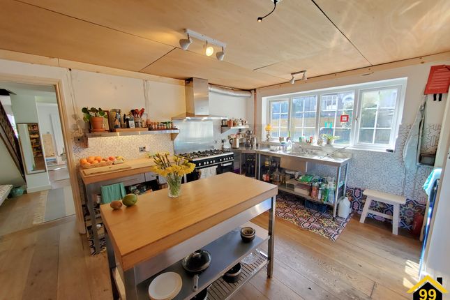 13, Wesley Hill, BRISTOL photo 2