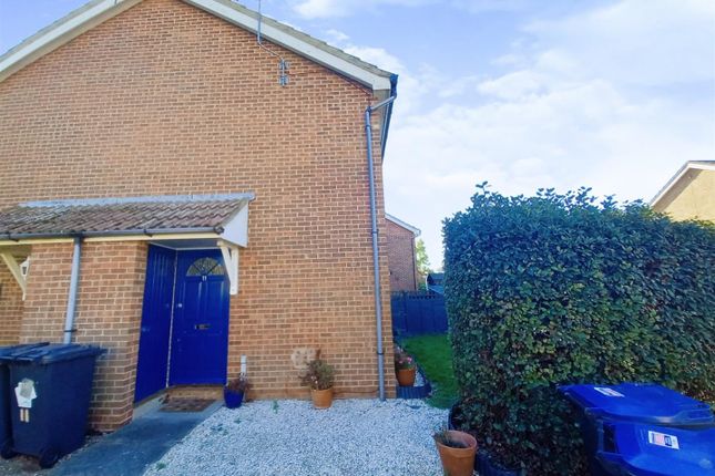 Thumbnail Property to rent in Lavender Close, Chestfield, Whitstable