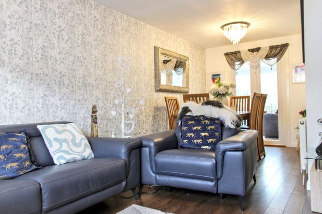 32, Mary Place, Clackmannan photo 3