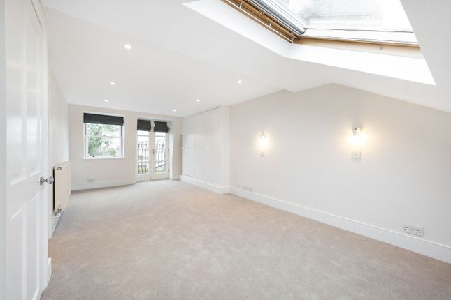 Lavenham Road, Southfields photo 4