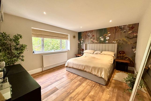 12, West End Rise, Horsforth photo 4