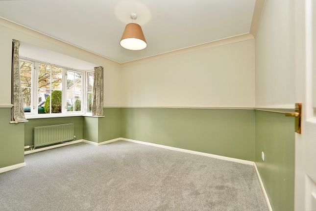 14, Littlecotes Close, Huntingdon photo 4