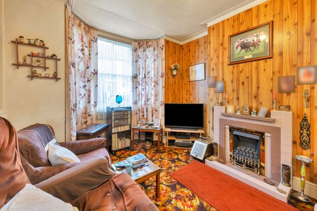 37 Field Terrace Road, Newmarket photo 2