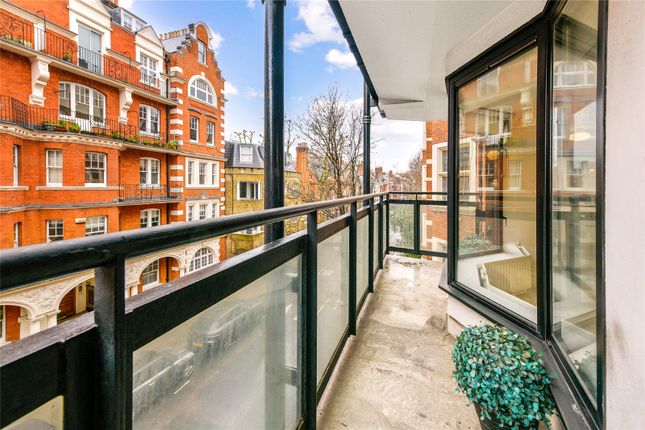 Flat to rent in Pullman Court, 65 Drayton Gardens, London
