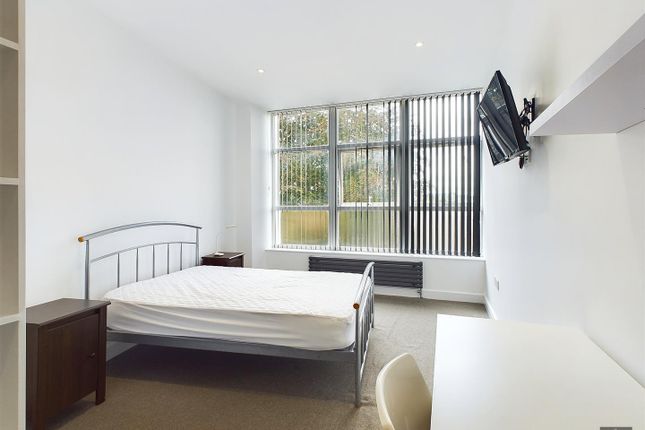 Britayne House Flat 2, 17 Bartholomew Street East, Exeter photo 4