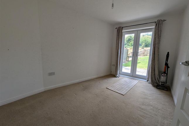 Flat 1, Oldfield House, Newport photo 3