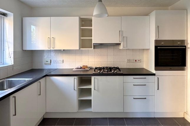 10, Kestell Drive, Cardiff photo 4
