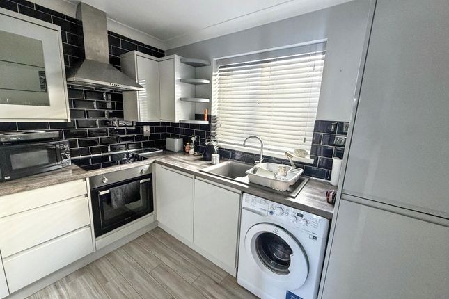 Carlton Close, Stockton-on-Tees photo 4