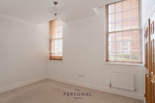 19, Hunter Court, Epsom photo 4