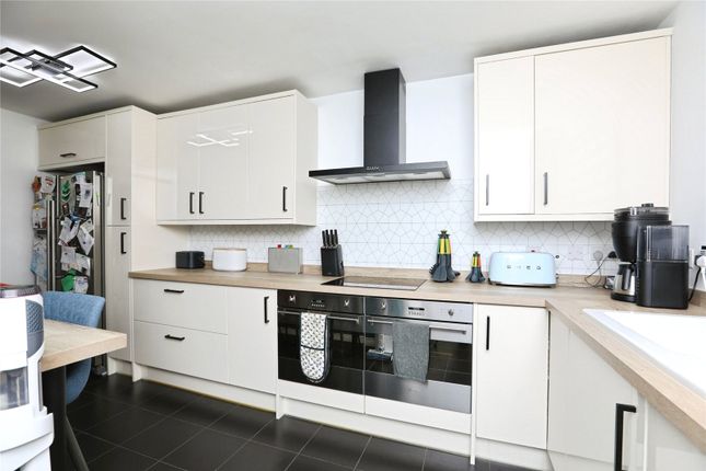 3, Hawley Drive, West Malling photo 2