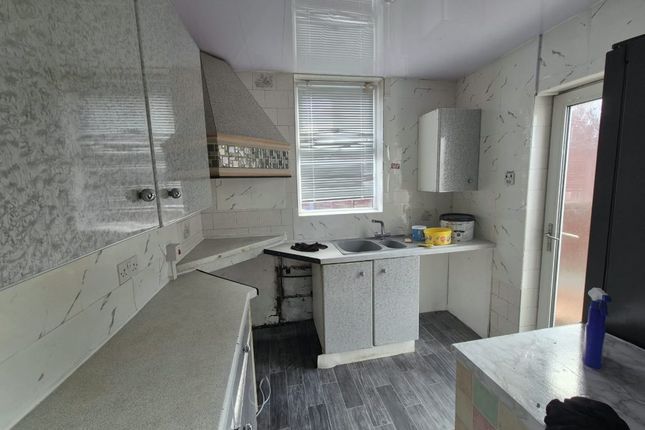 Chaseley Road, Rochdale photo 4