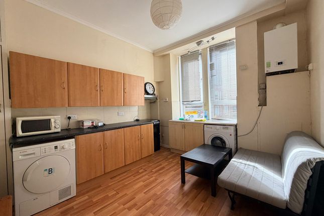 225 Newlands Road Flat 1-2 Glasgow G44 4EZ, Glasgow photo 2
