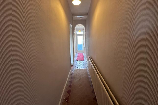 Downstairs Hall Way.Jpeg