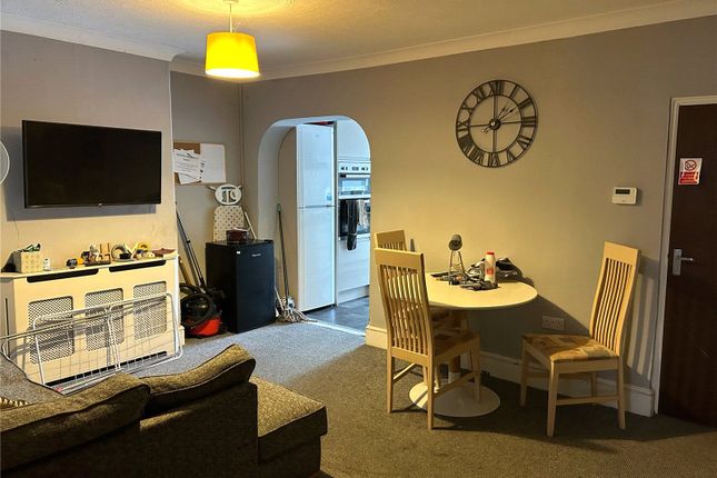 Room 3, 71, Wellington Road, Somerset photo 3