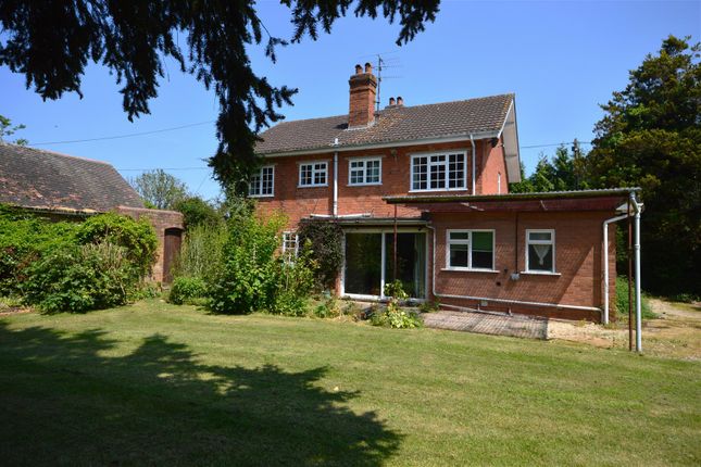 Detached house for sale in North Road, Leominster, Herefordshire