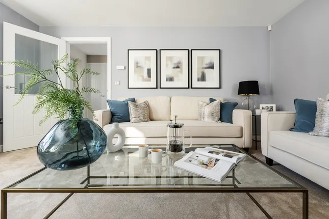 Taylor Wimpey - Titan Wharf